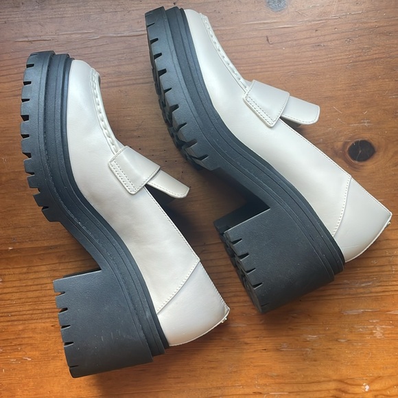 Leather loafers - Picture 5 of 6